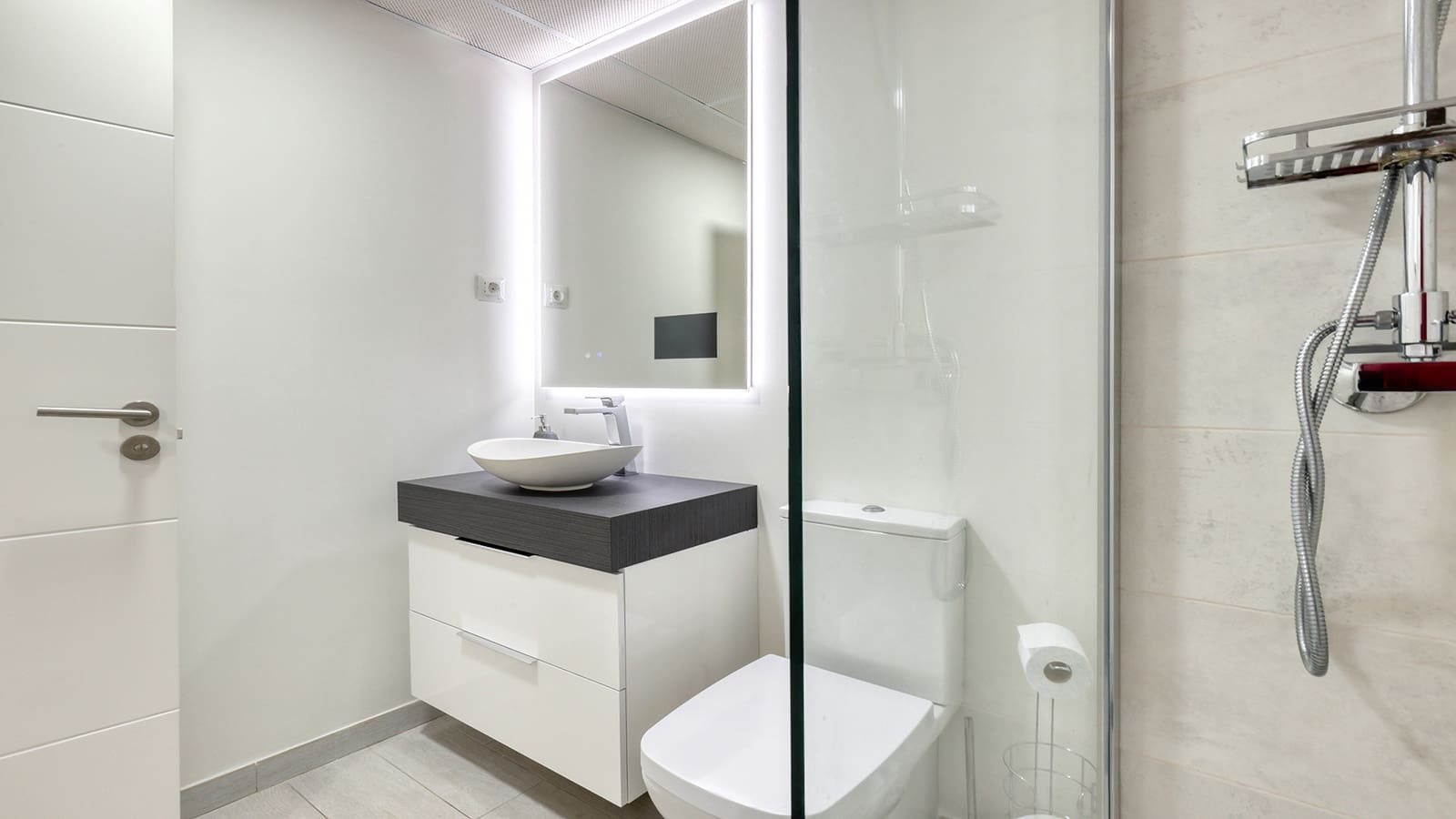 3 soveværelse Byhus til salg i Manilva med swimmingpool garage - € 699.000 (Ref: 9547859)