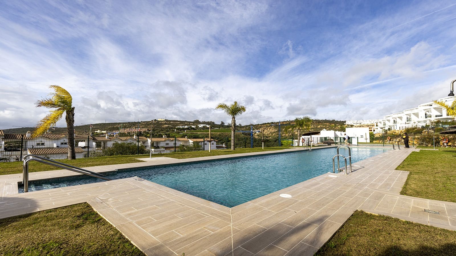 3 soveværelse Byhus til salg i Manilva med swimmingpool garage - € 699.000 (Ref: 9547859)