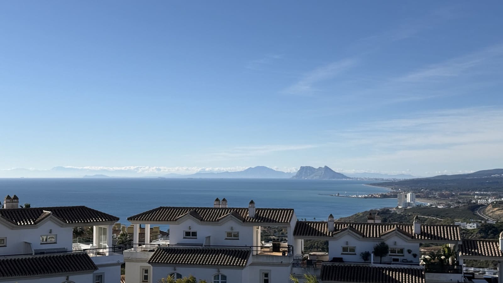 3 bedroom Townhouse for sale in Manilva with pool garage - € 699,000 (Ref: 9547859)