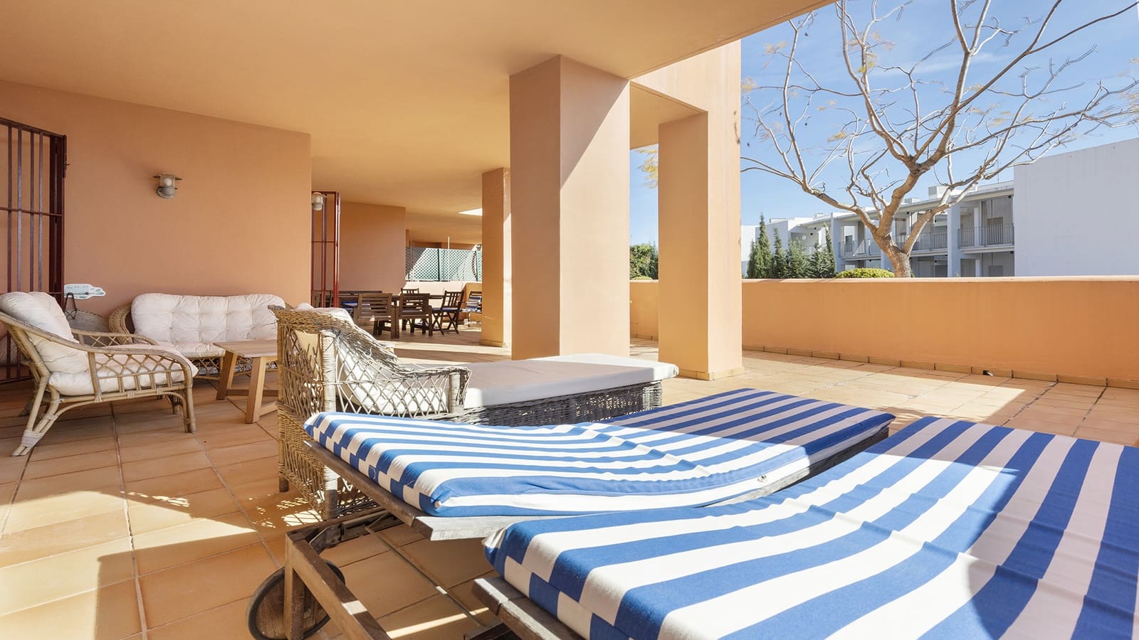 3 slaapkamer Appartement te koop in Manilva met zwembad garage - € 350.000 (Ref: 9625554)