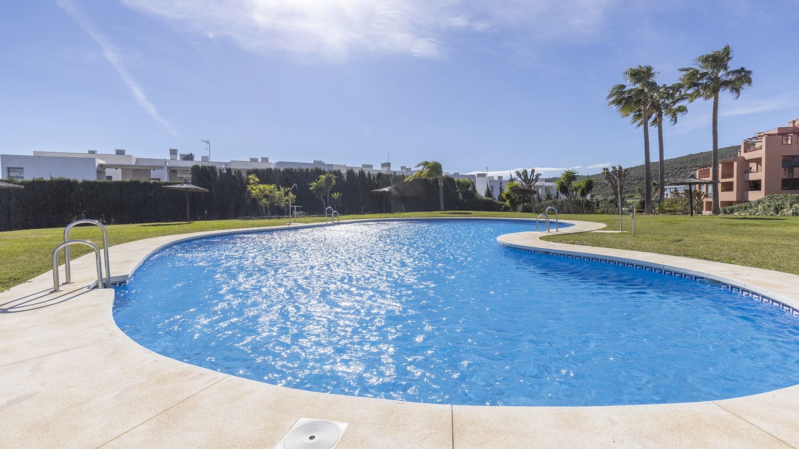 3 slaapkamer Appartement te koop in Manilva met zwembad garage - € 350.000 (Ref: 9625554)