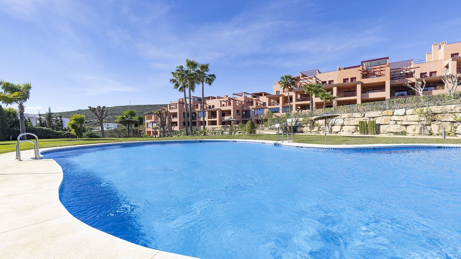 3 bedroom Apartment for sale in Manilva with pool garage - € 350,000 (Ref: 9625554)