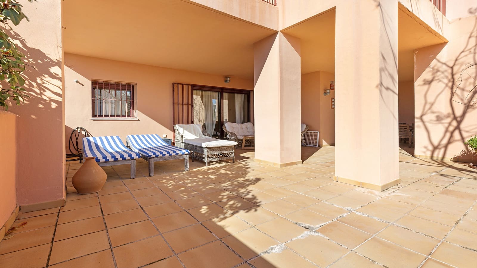 3 bedroom Apartment for sale in Manilva with pool garage - € 350,000 (Ref: 9625554)
