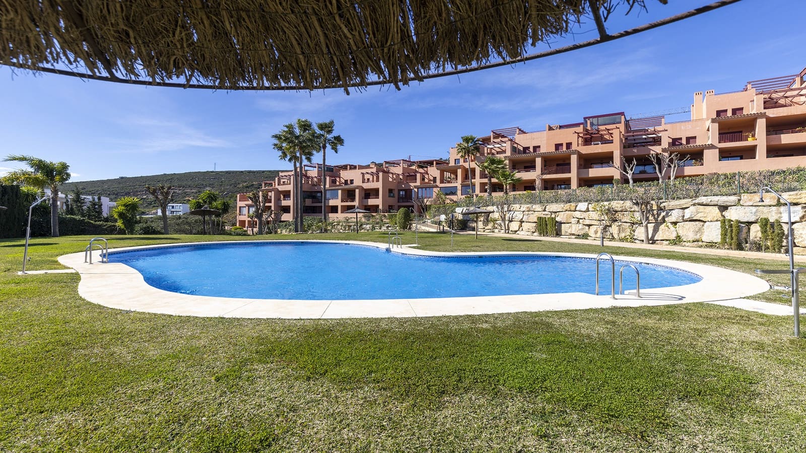 3 bedroom Apartment for sale in Manilva with pool garage - € 350,000 (Ref: 9625554)