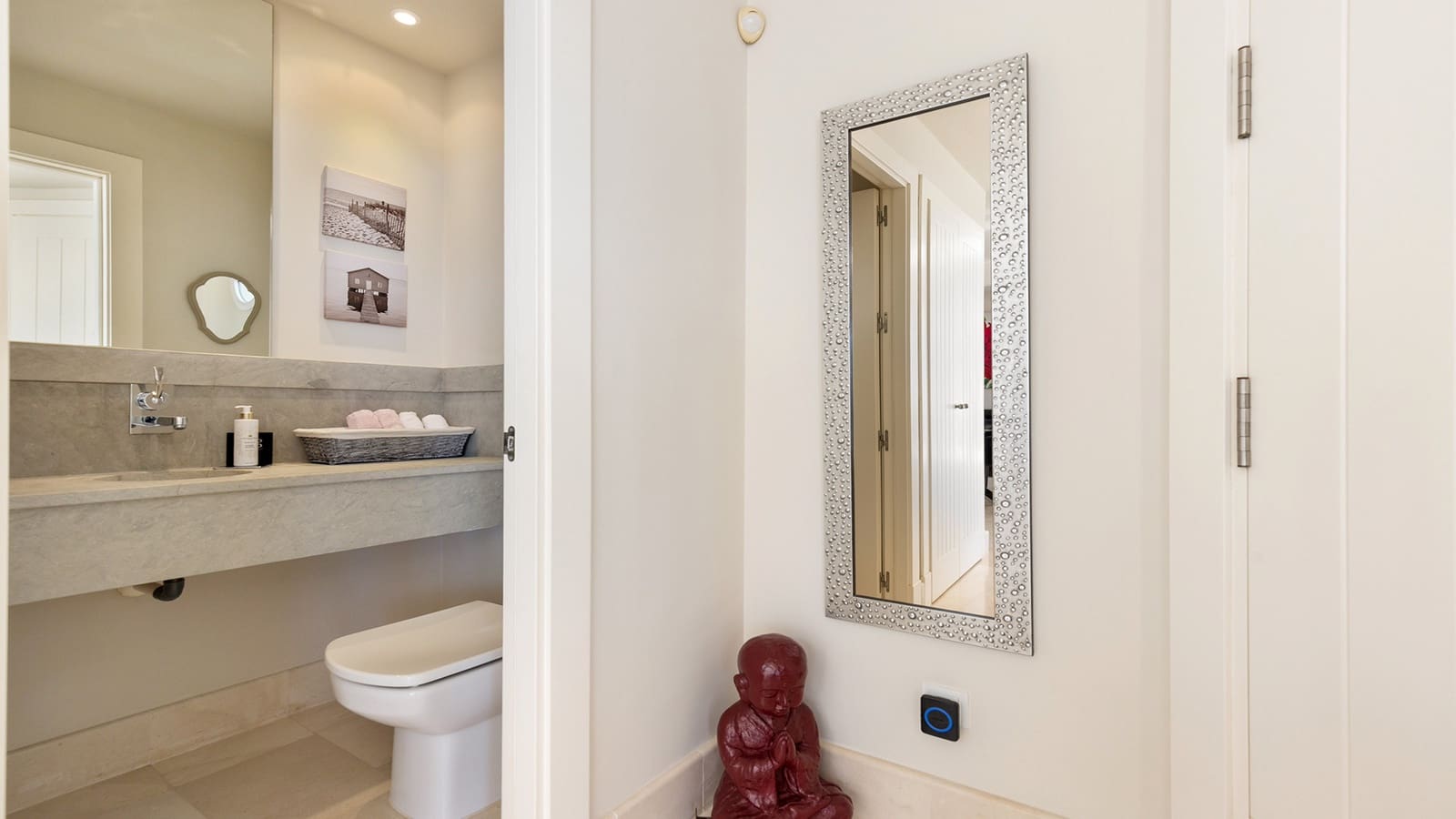 3 bedroom Penthouse for sale in Casares with pool garage - € 650,000 (Ref: 9674027)