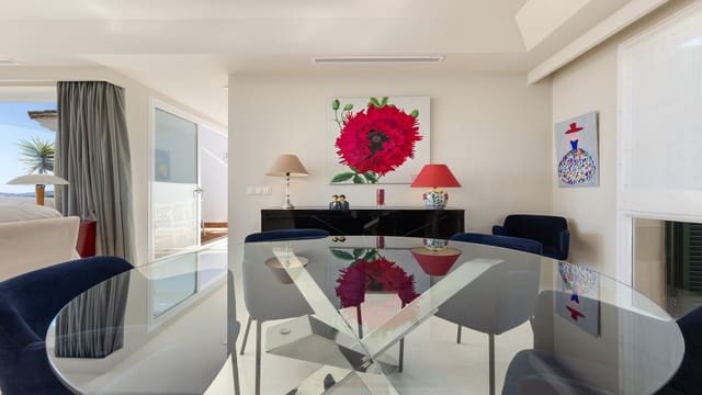 3 chambre Penthouse à vendre à Casares avec piscine garage - 650 000 € (Ref: 9674027)