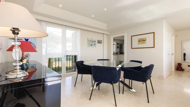 3 chambre Penthouse à vendre à Casares avec piscine garage - 650 000 € (Ref: 9674027)