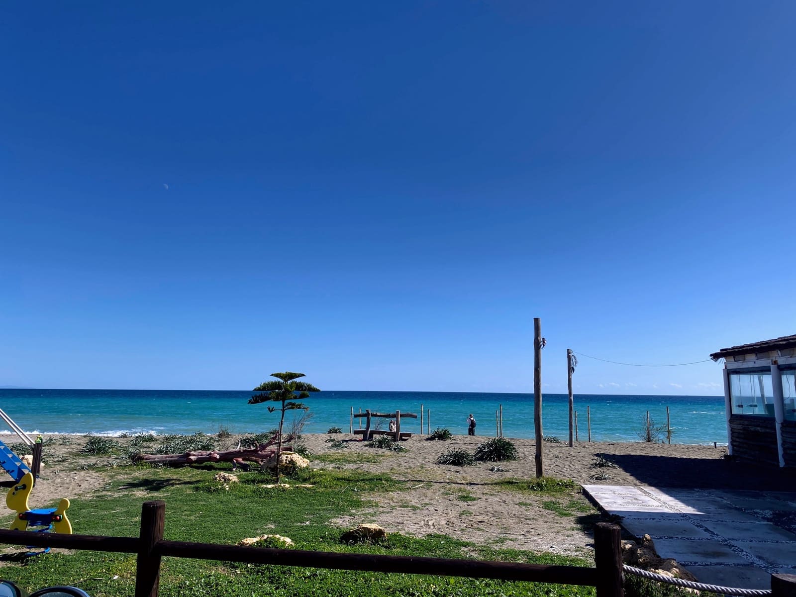 4 soveværelse Byhus til salg i Manilva med swimmingpool garage - € 450.000 (Ref: 9698723)