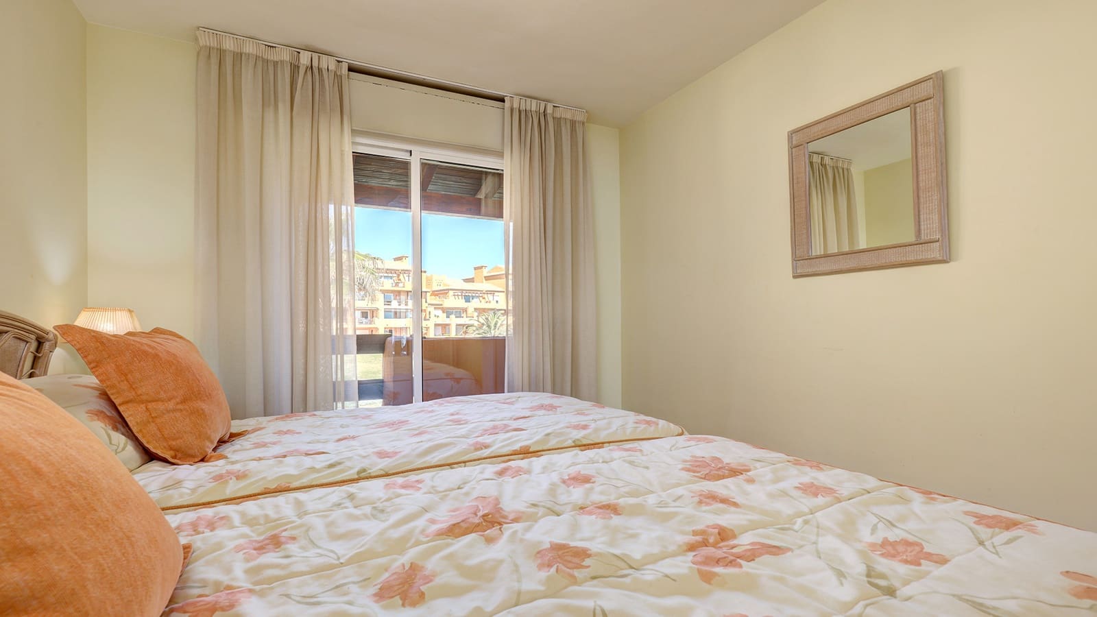 3 bedroom Apartment for sale in Manilva with pool garage - € 650,000 (Ref: 9729272)