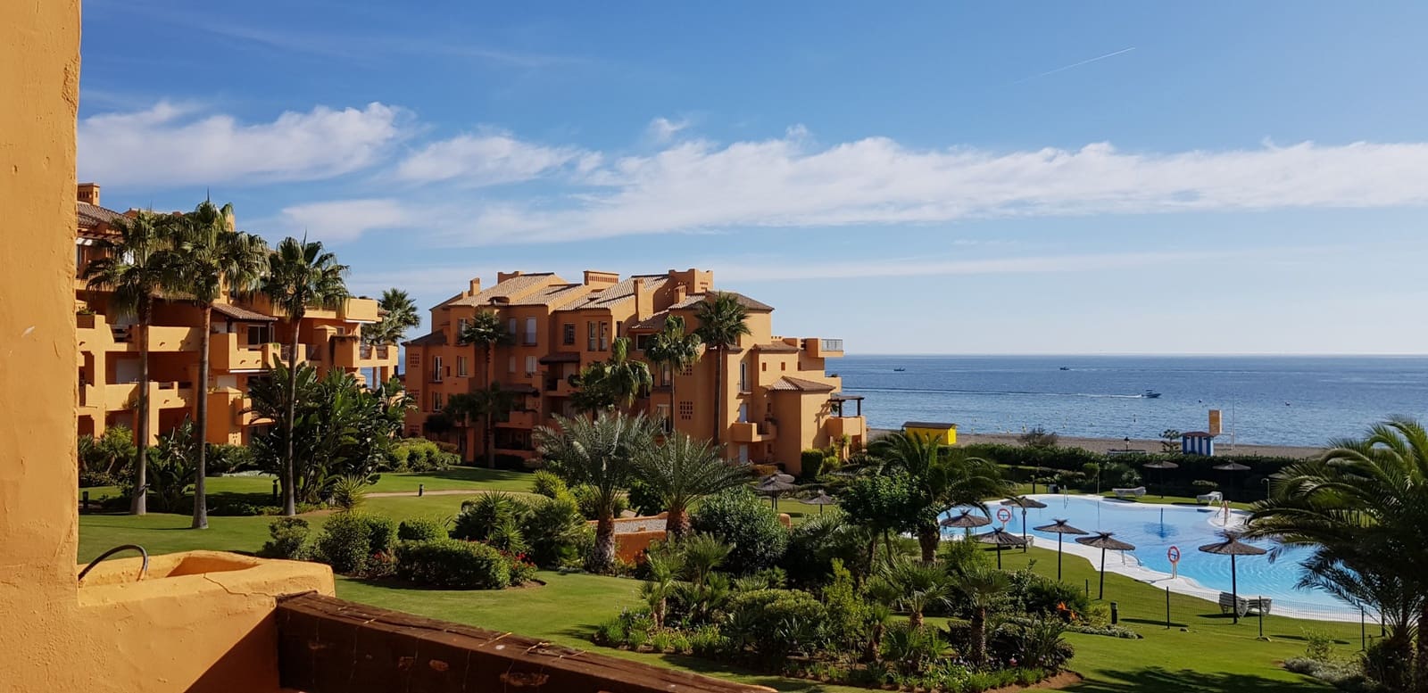 3 bedroom Apartment for sale in Manilva with pool garage - € 650,000 (Ref: 9729272)