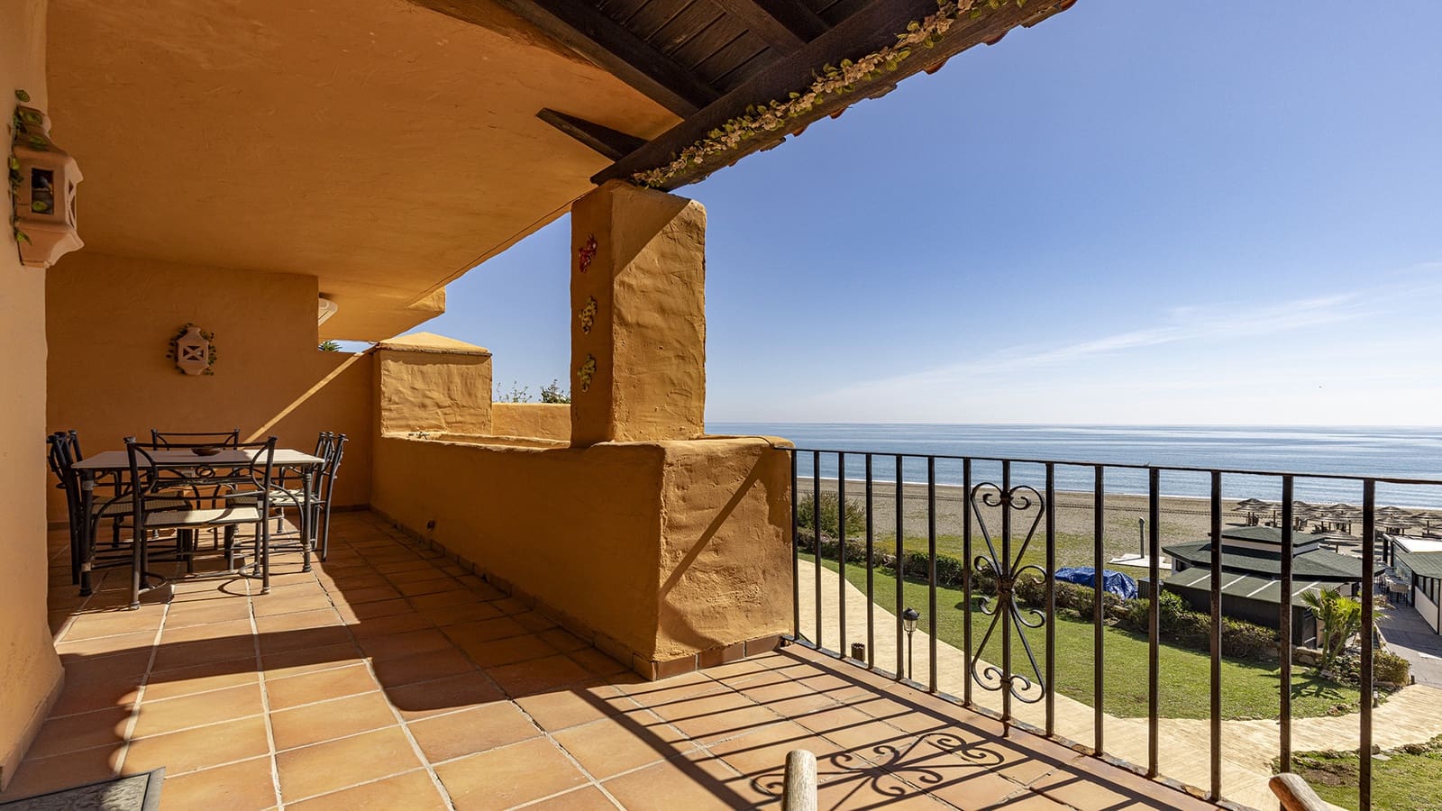 3 bedroom Apartment for sale in Manilva with pool garage - € 650,000 (Ref: 9729272)