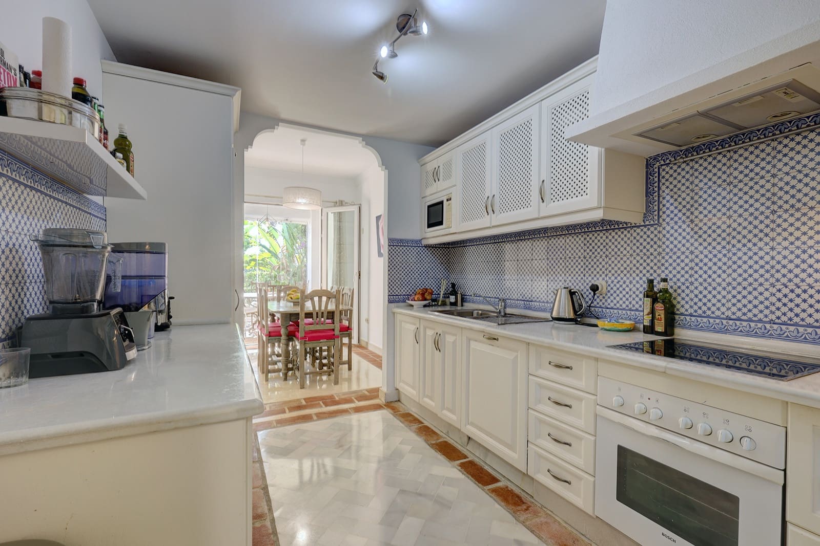 3 soveværelse Lejlighed til salg i Casares med swimmingpool garage - € 635.000 (Ref: 9780421)