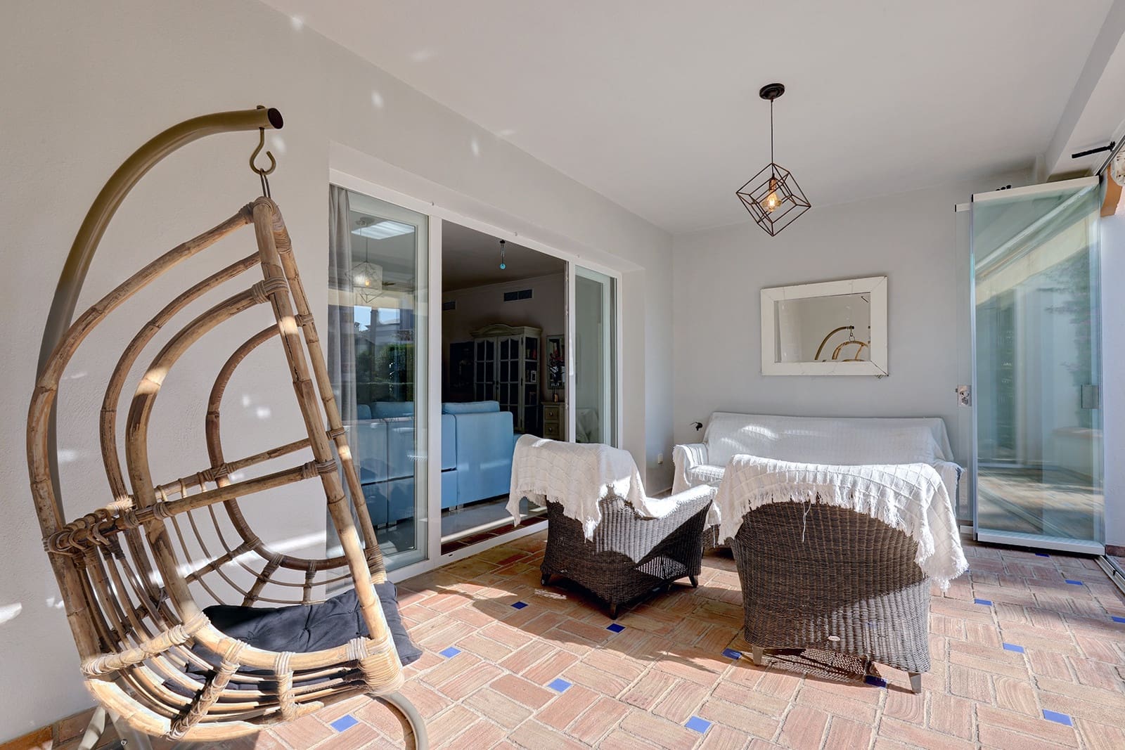 3 soveværelse Lejlighed til salg i Casares med swimmingpool garage - € 635.000 (Ref: 9780421)