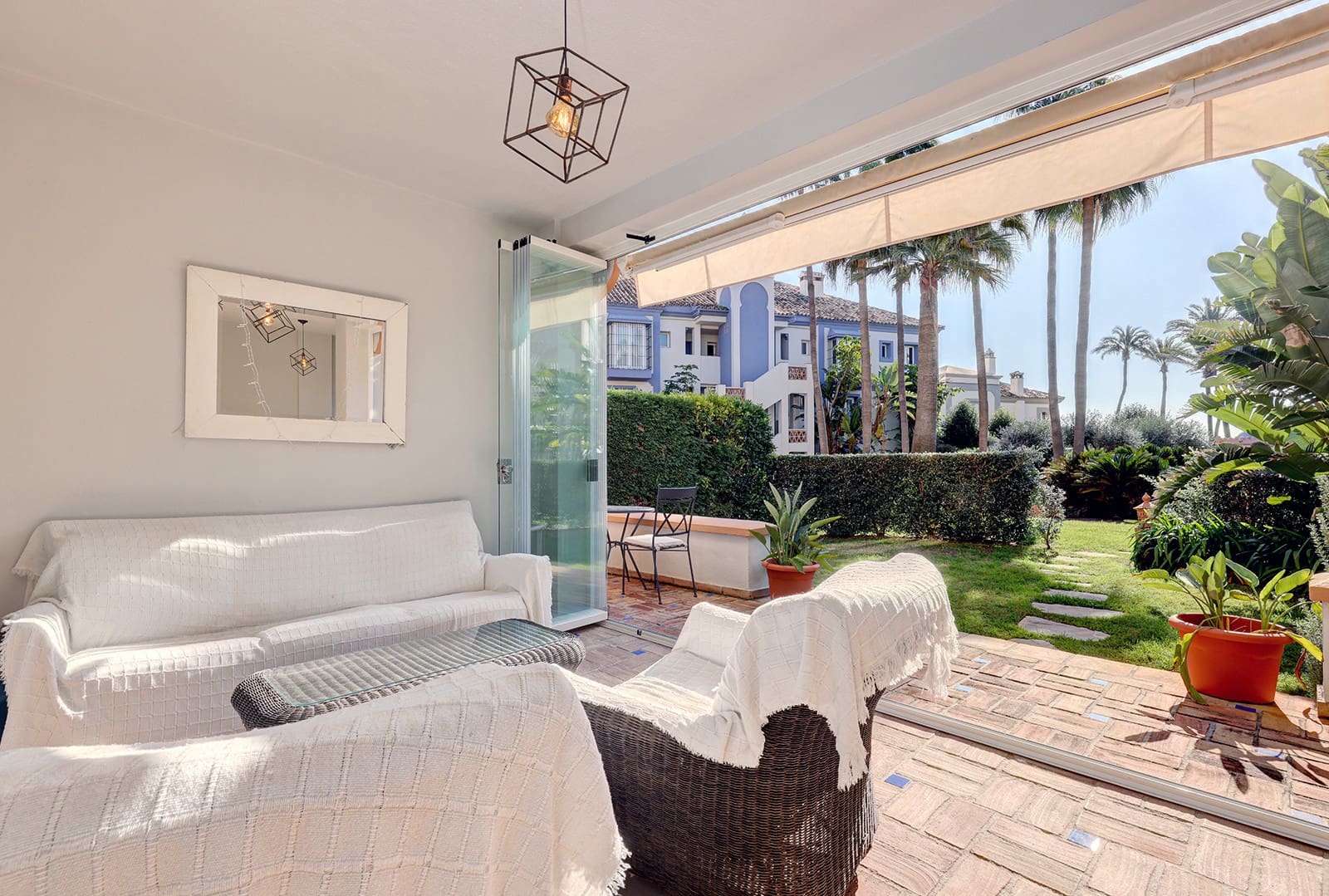 3 soveværelse Lejlighed til salg i Casares med swimmingpool garage - € 635.000 (Ref: 9780421)