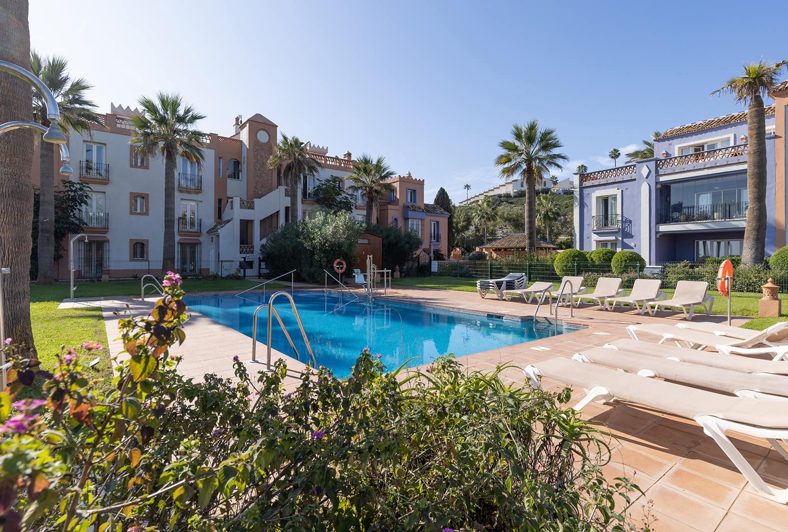 3 soveværelse Lejlighed til salg i Casares med swimmingpool garage - € 635.000 (Ref: 9780421)