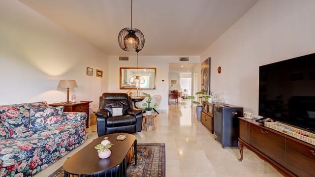 2 quarto Apartamento para venda em La Duquesa / Puerto de la Duquesa, Manilva com piscina garagem - 269 000 € (Ref: 9784118)