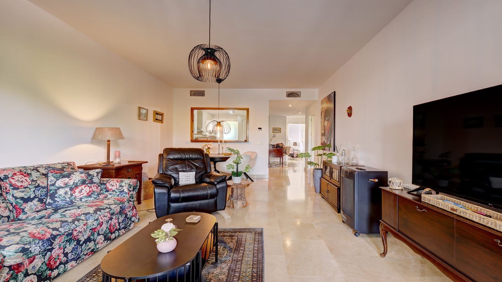 2 bedroom Apartment for sale in Manilva with pool garage - € 269,000 (Ref: 9784118)