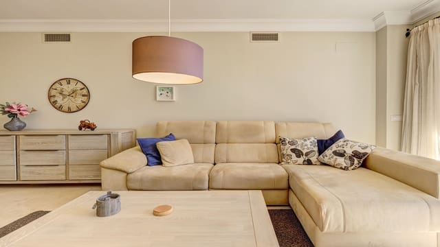 2 chambre Appartement à vendre à Casares avec piscine garage - 440 000 € (Ref: 9784119)