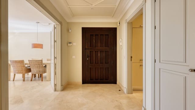 2 chambre Appartement à vendre à Casares avec piscine garage - 440 000 € (Ref: 9784119)