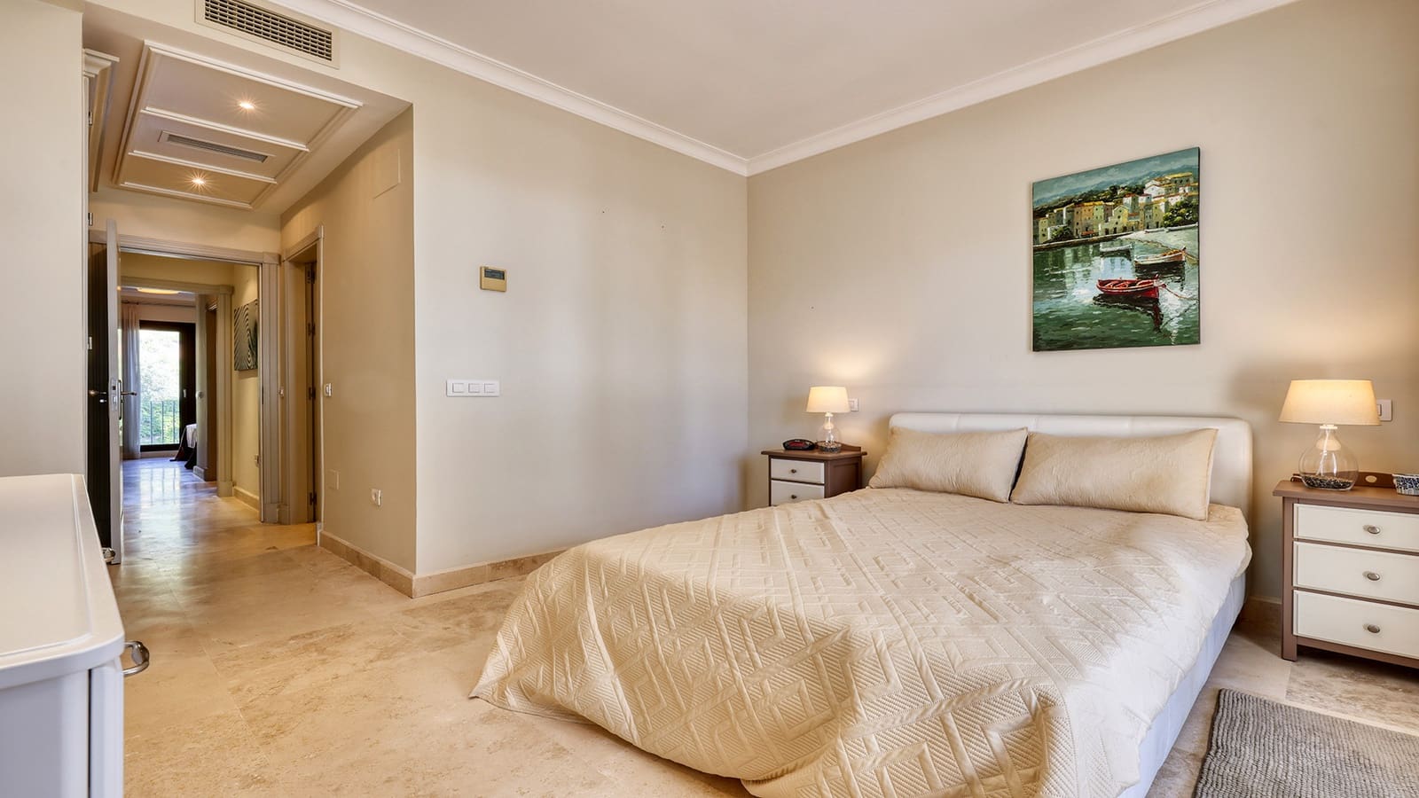2 bedroom Apartment for sale in Casares with pool garage - € 440,000 (Ref: 9784119)