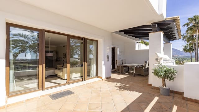 2 chambre Appartement à vendre à Casares avec piscine garage - 440 000 € (Ref: 9784119)