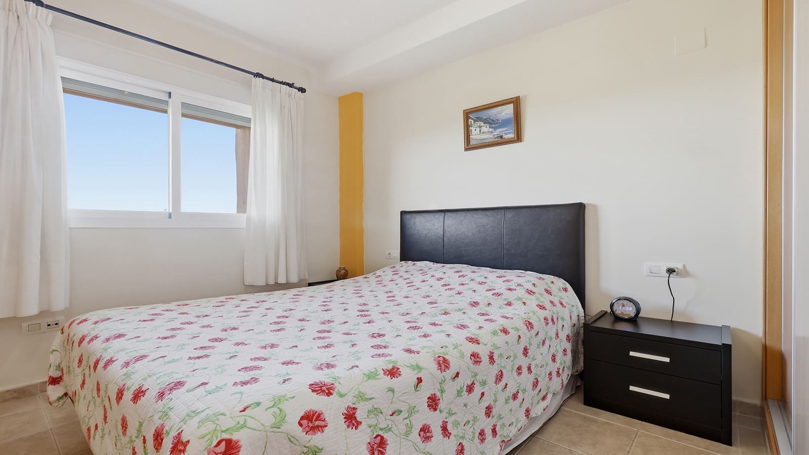 2 soveværelse Lejlighed til salg i Casares med swimmingpool garage - € 240.000 (Ref: 9855215)