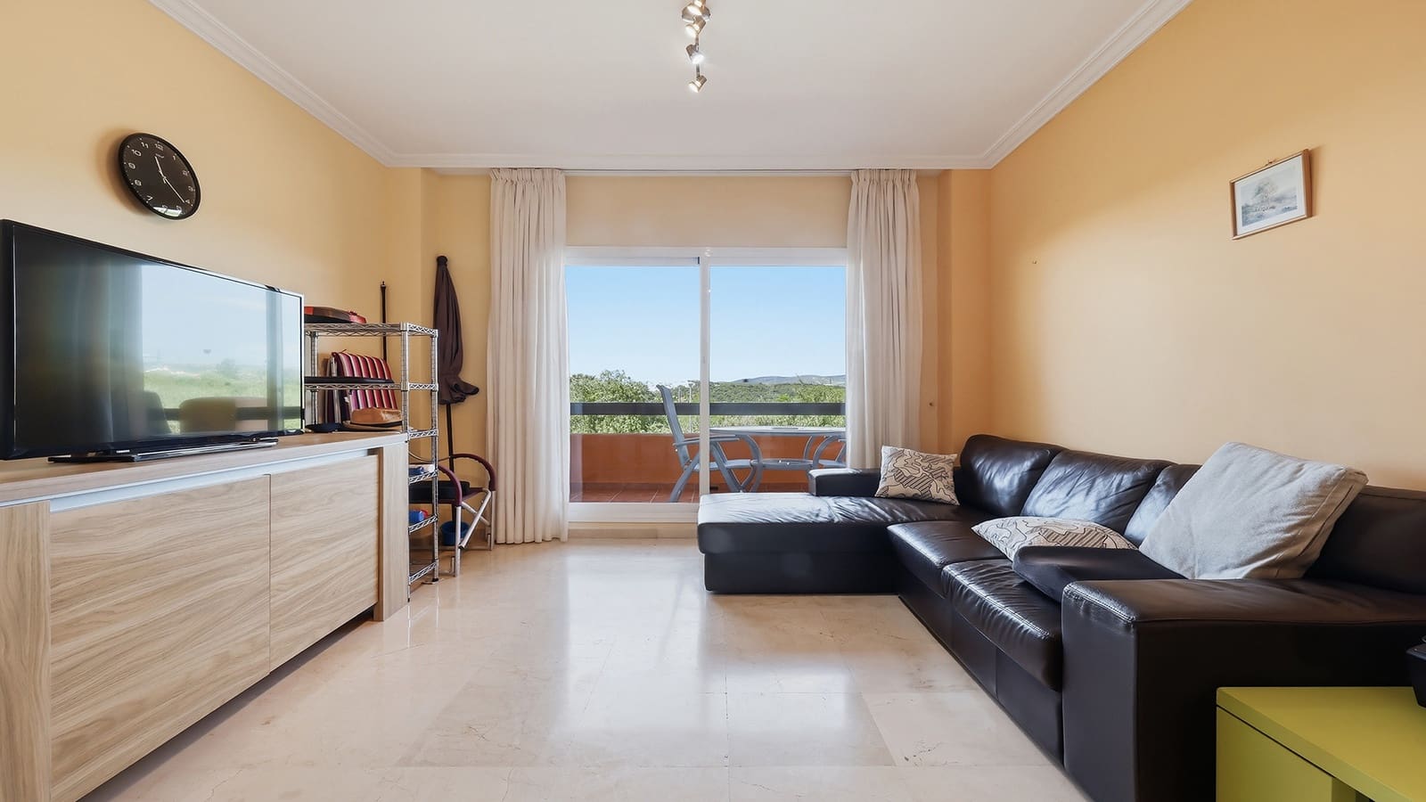 2 soveværelse Lejlighed til salg i Casares med swimmingpool garage - € 240.000 (Ref: 9855215)