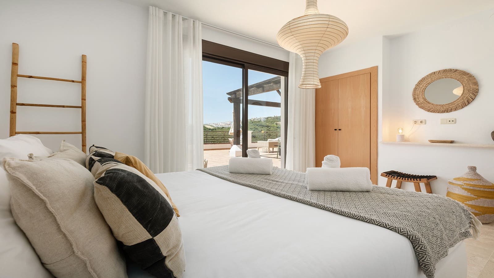 3 slaapkamer Penthouse te koop in Casares met zwembad garage - € 650.000 (Ref: 9865013)