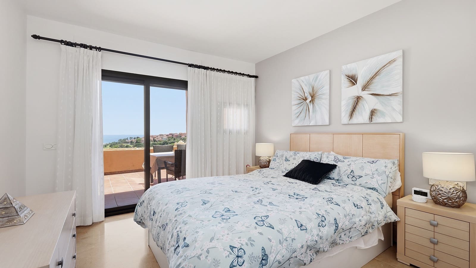 2 bedroom Apartment for sale in San Luis de Sabinillas with pool garage - € 329,000 (Ref: 9865014)