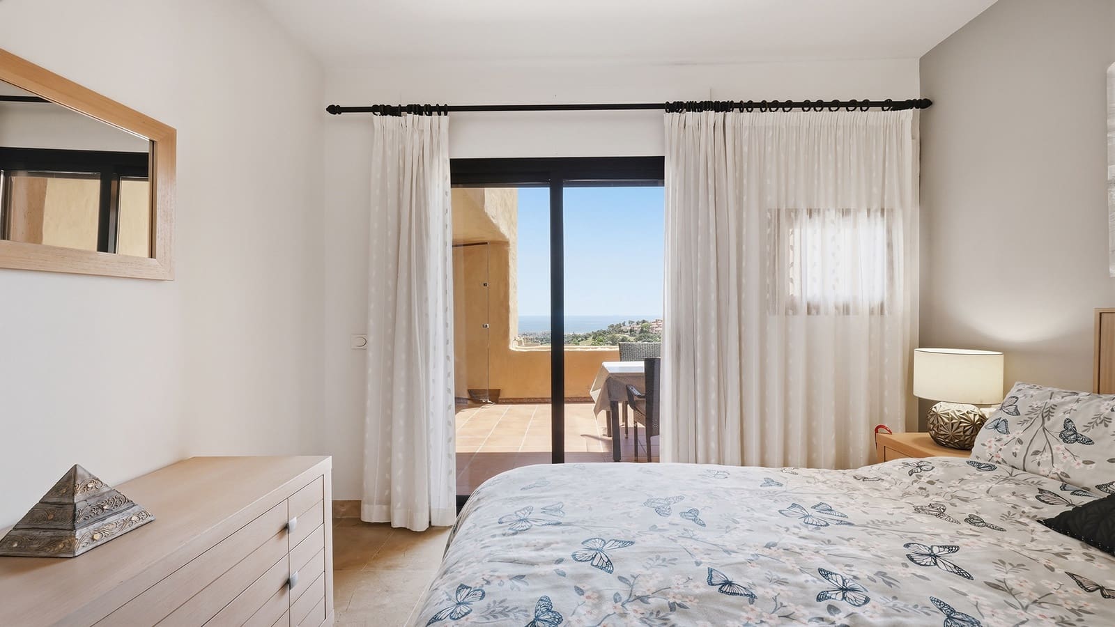 2 bedroom Apartment for sale in San Luis de Sabinillas with pool garage - € 329,000 (Ref: 9865014)