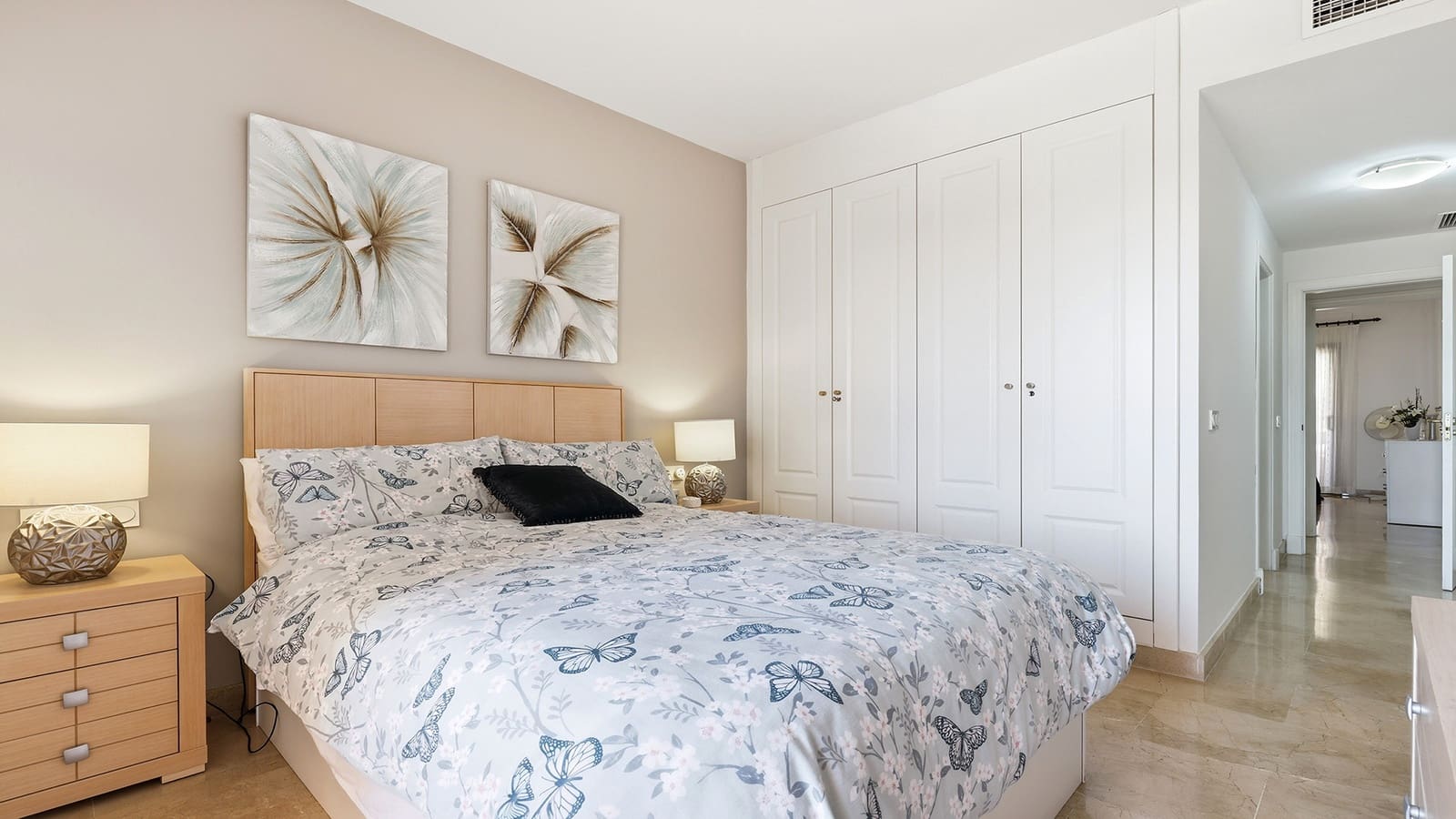 2 bedroom Apartment for sale in San Luis de Sabinillas with pool garage - € 329,000 (Ref: 9865014)