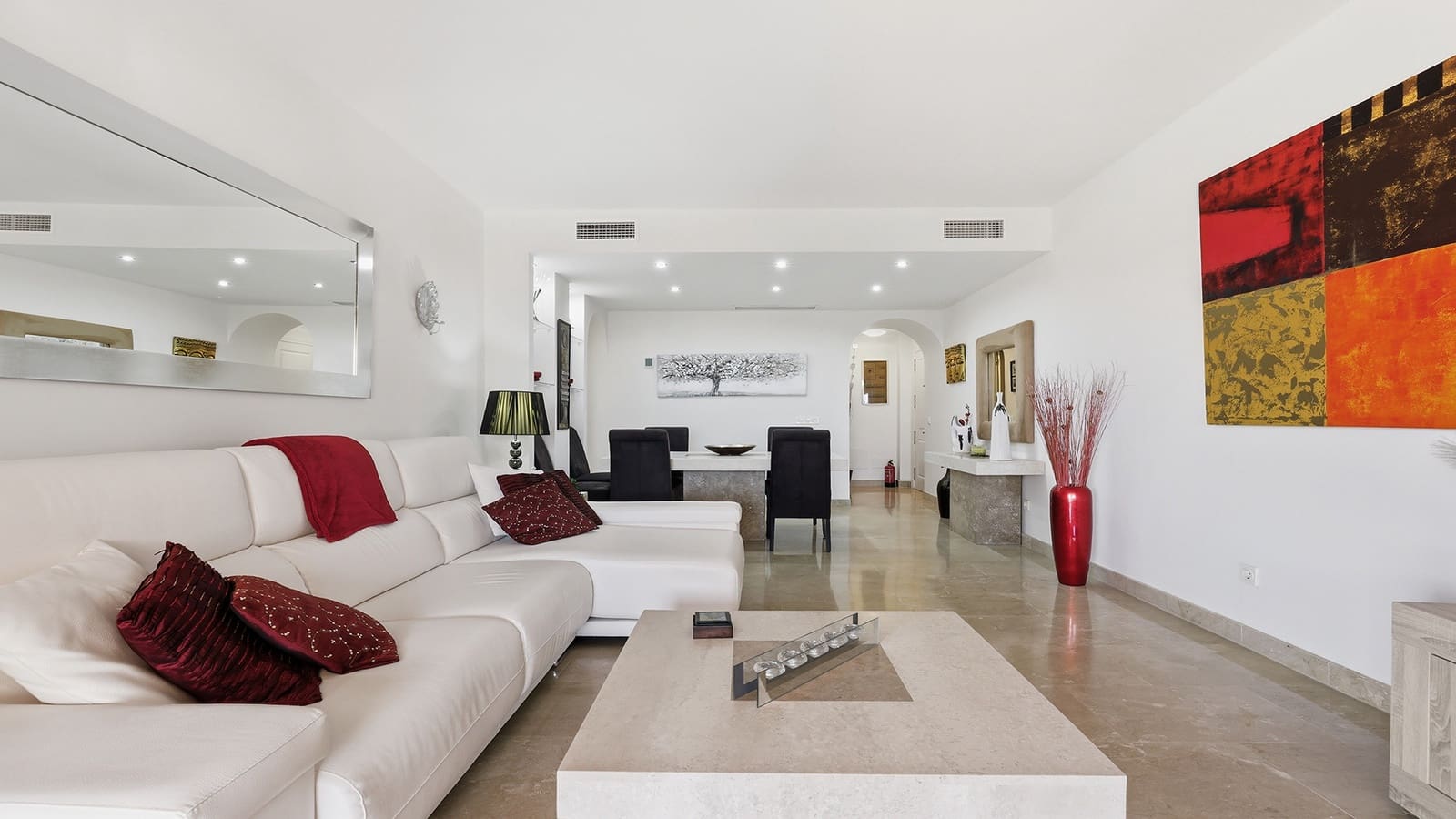 2 bedroom Apartment for sale in San Luis de Sabinillas with pool garage - € 329,000 (Ref: 9865014)