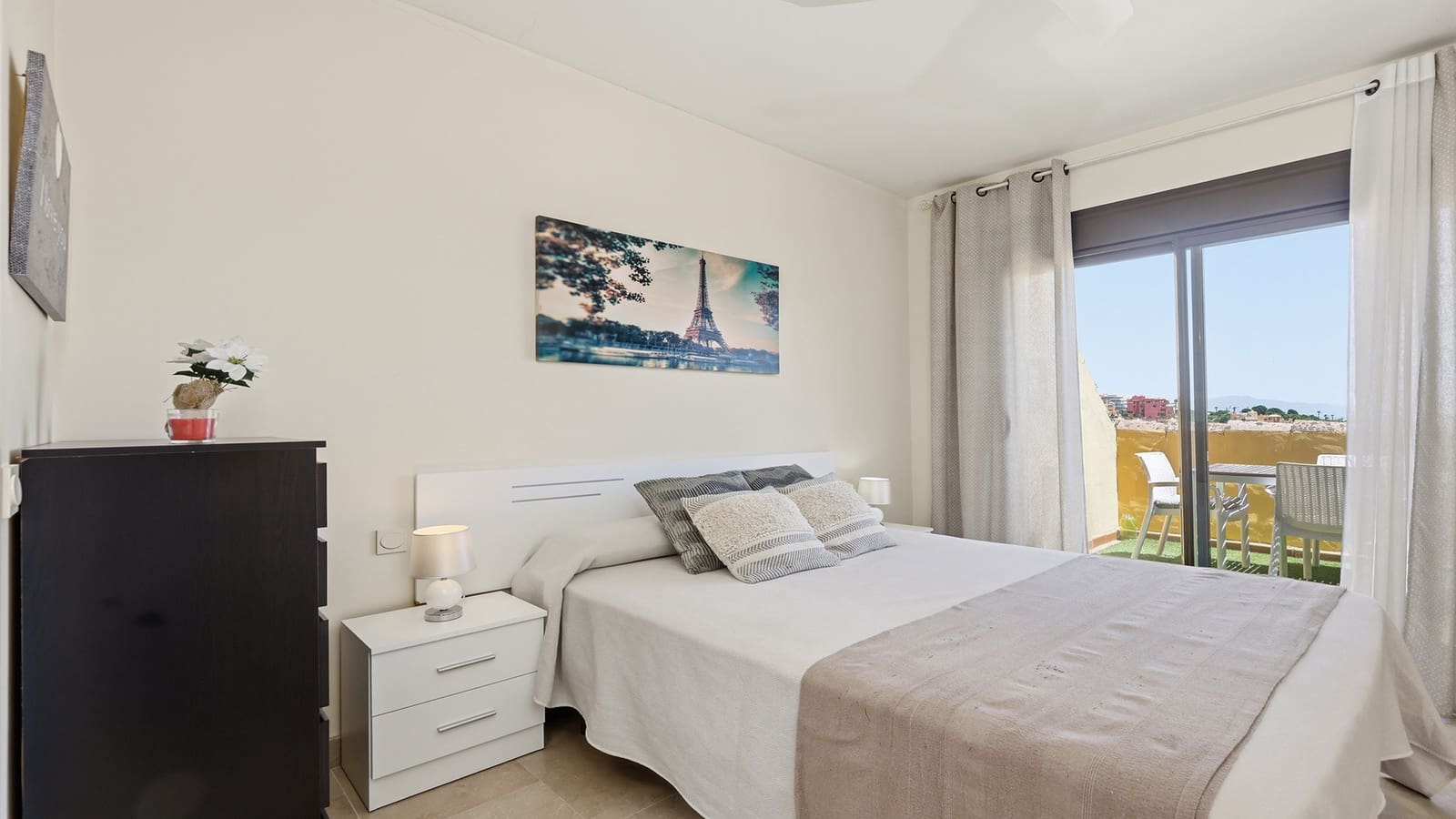 2 bedroom Penthouse for sale in Manilva with pool garage - € 265,000 (Ref: 9878232)