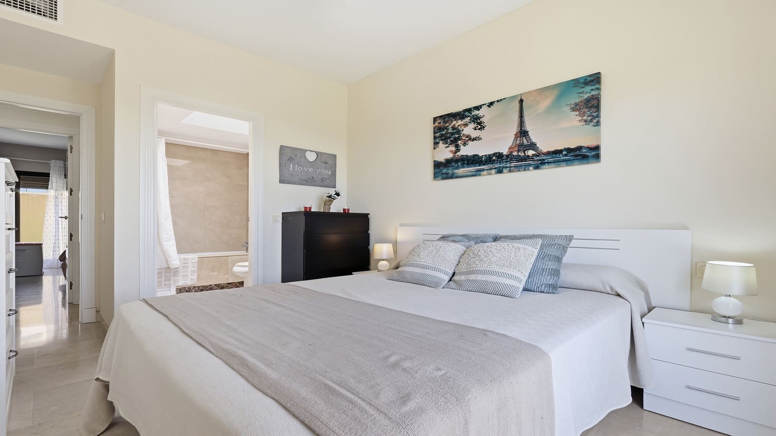 2 bedroom Penthouse for sale in Manilva with pool garage - € 265,000 (Ref: 9878232)