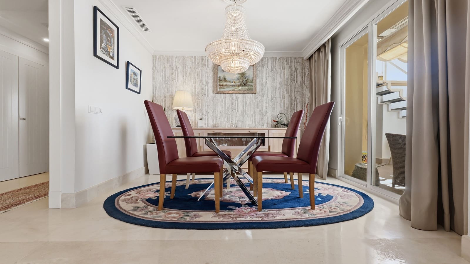 3 sypialnia Apartament na sprzedaż w Casares z basenem garażem - 620 000 € (Ref: 9880751)