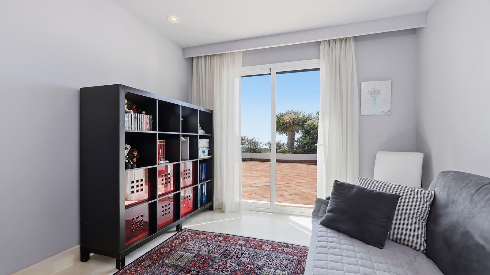 3 sypialnia Apartament na sprzedaż w Casares z basenem garażem - 620 000 € (Ref: 9880751)