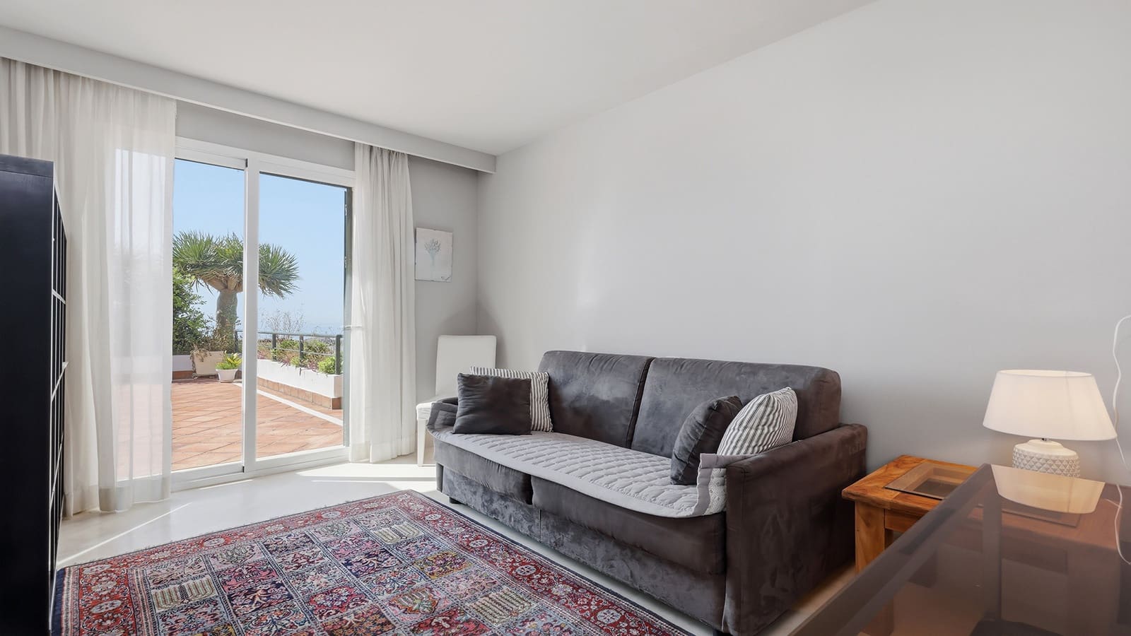 3 sypialnia Apartament na sprzedaż w Casares z basenem garażem - 620 000 € (Ref: 9880751)