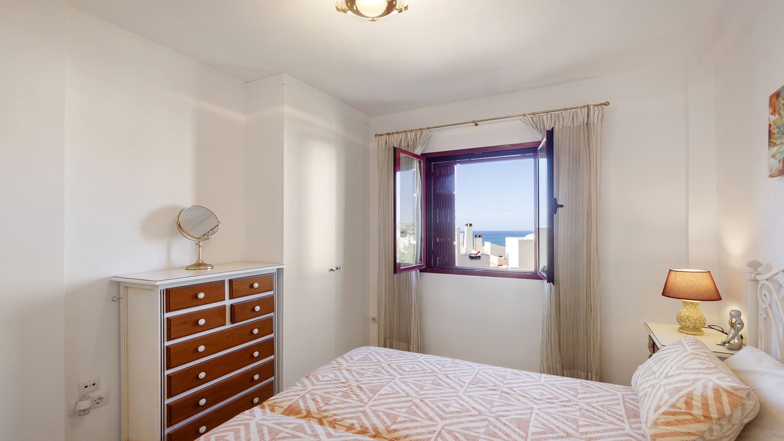 2 bedroom Apartment for sale in Bahia de Casares with pool garage - € 259,000 (Ref: 9912769)