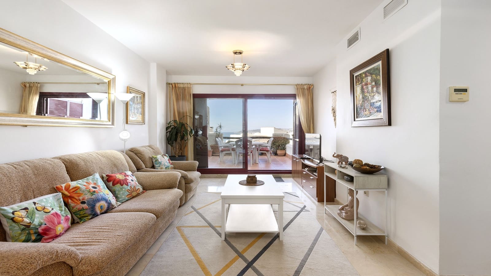 2 bedroom Apartment for sale in Bahia de Casares with pool garage - € 259,000 (Ref: 9912769)