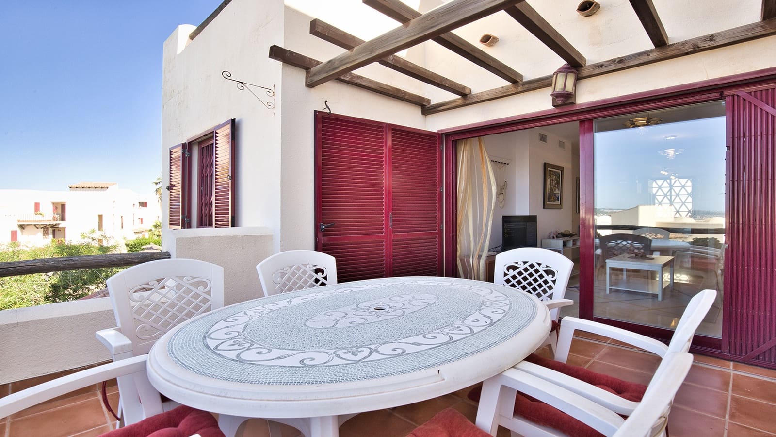 2 bedroom Apartment for sale in Bahia de Casares with pool garage - € 259,000 (Ref: 9912769)
