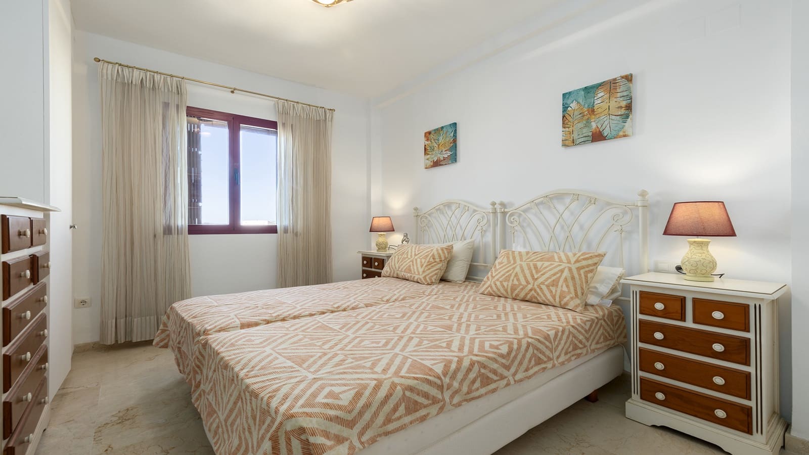 2 bedroom Apartment for sale in Bahia de Casares with pool garage - € 259,000 (Ref: 9912769)