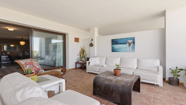 2 soveværelse Lejlighed til salg i Casares med swimmingpool garage - € 380.000 (Ref: 9920081)