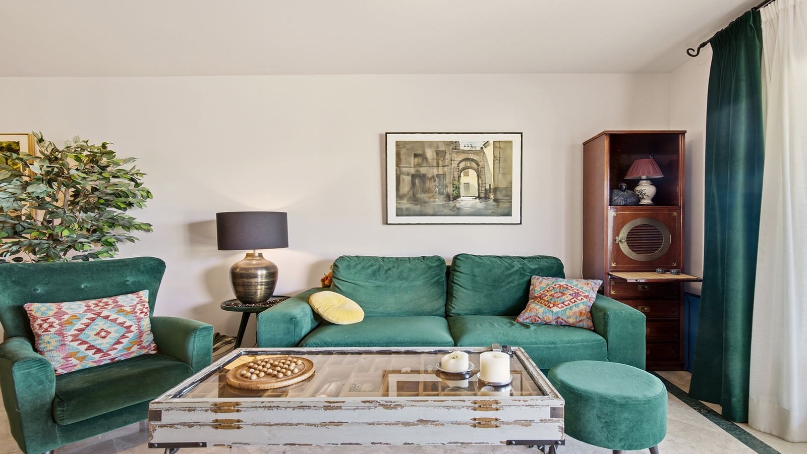 2 bedroom Apartment for sale in Casares with pool garage - € 380,000 (Ref: 9920081)
