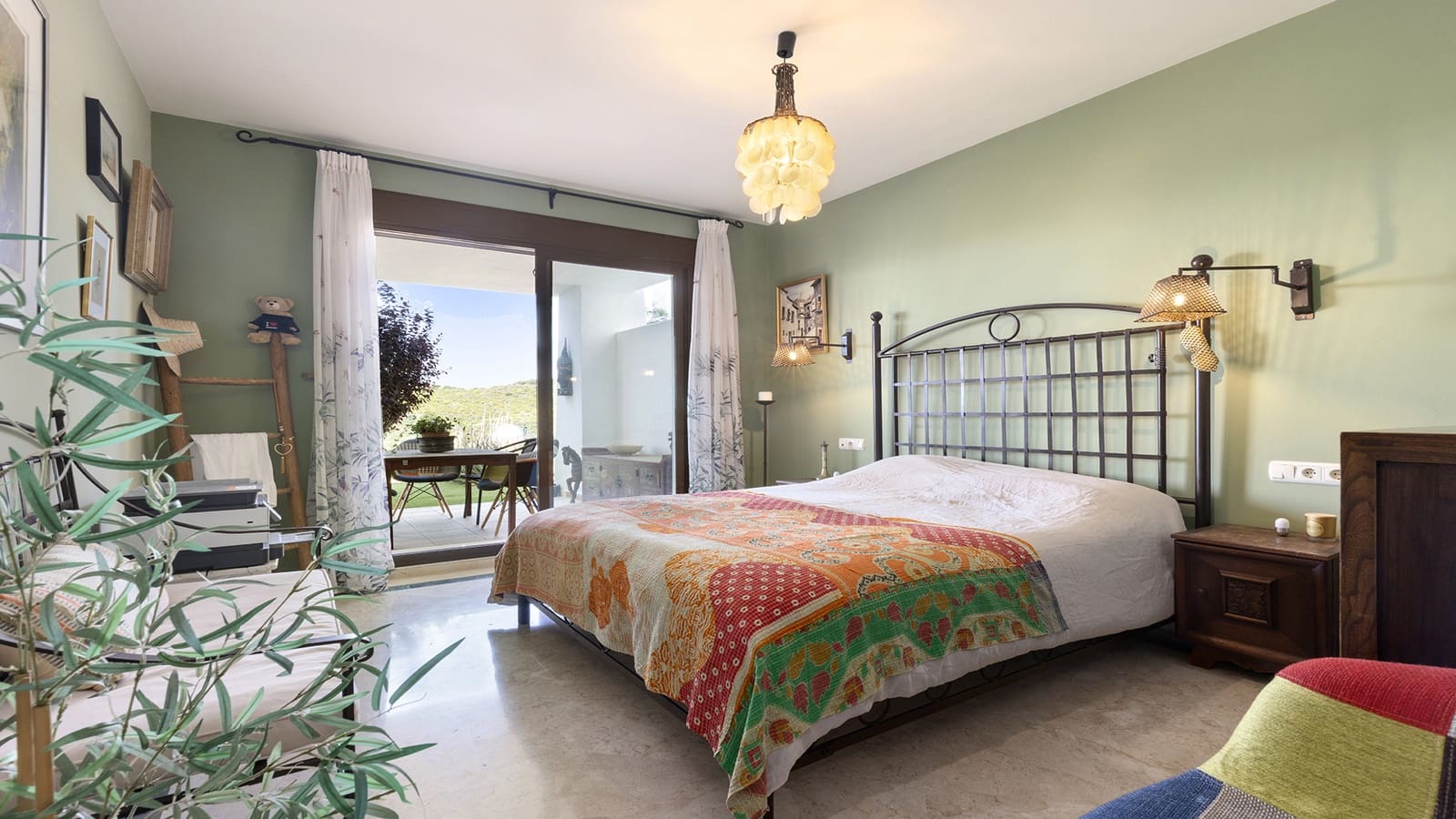2 bedroom Apartment for sale in Casares with pool garage - € 380,000 (Ref: 9920081)