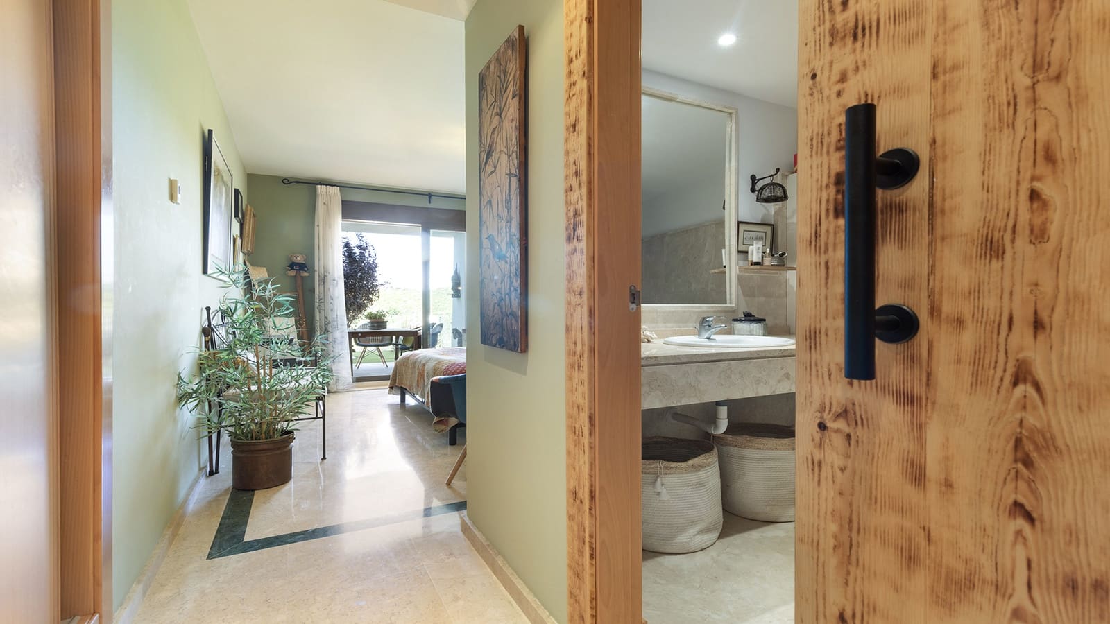 2 bedroom Apartment for sale in Casares with pool garage - € 380,000 (Ref: 9920081)