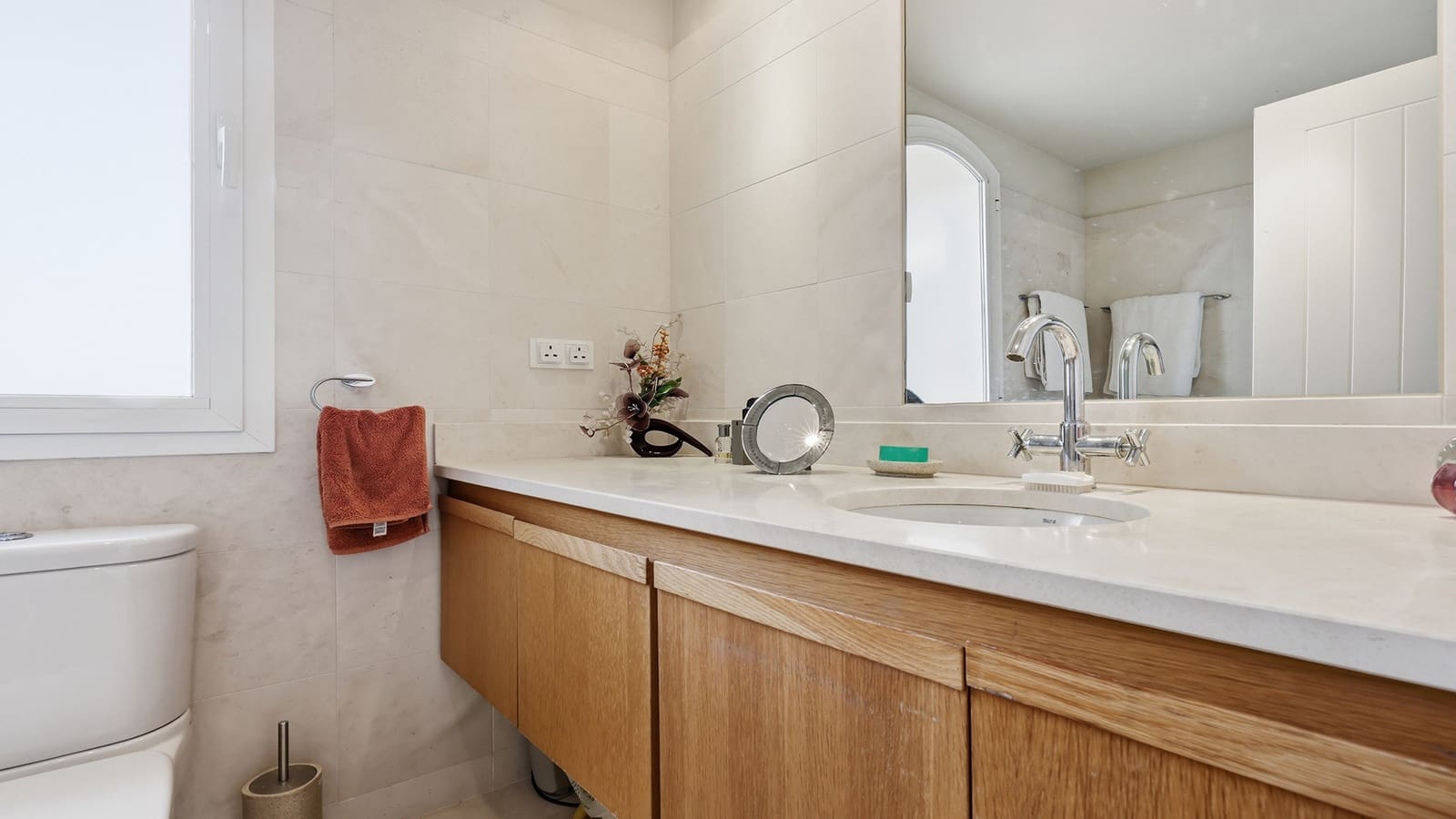 3 bedroom Apartment for sale in Casares with pool garage - € 595,000 (Ref: 9927032)