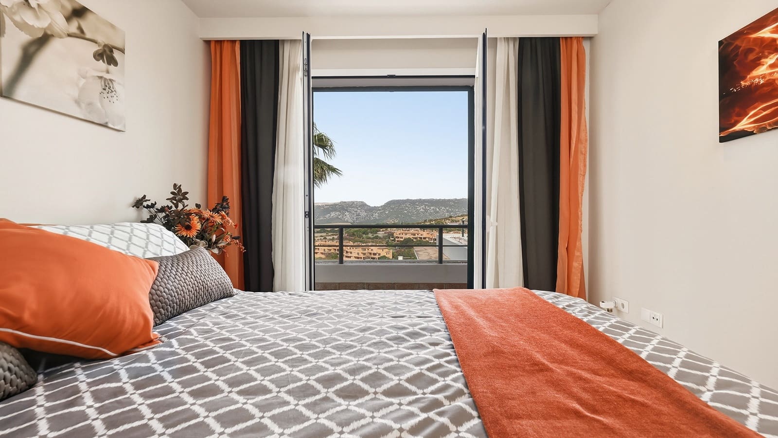 3 bedroom Apartment for sale in Casares with pool garage - € 595,000 (Ref: 9927032)