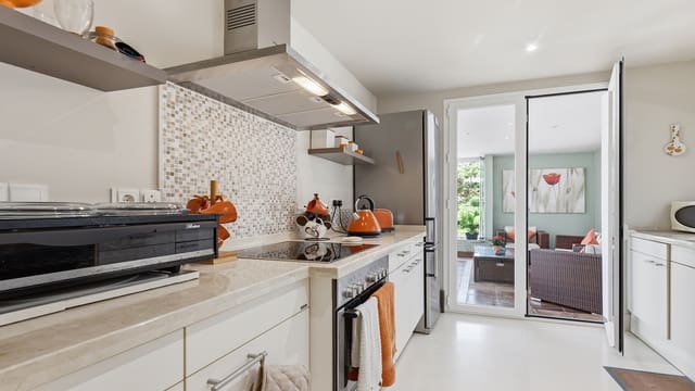 3 soveværelse Lejlighed til salg i Casares med swimmingpool garage - € 595.000 (Ref: 9927032)