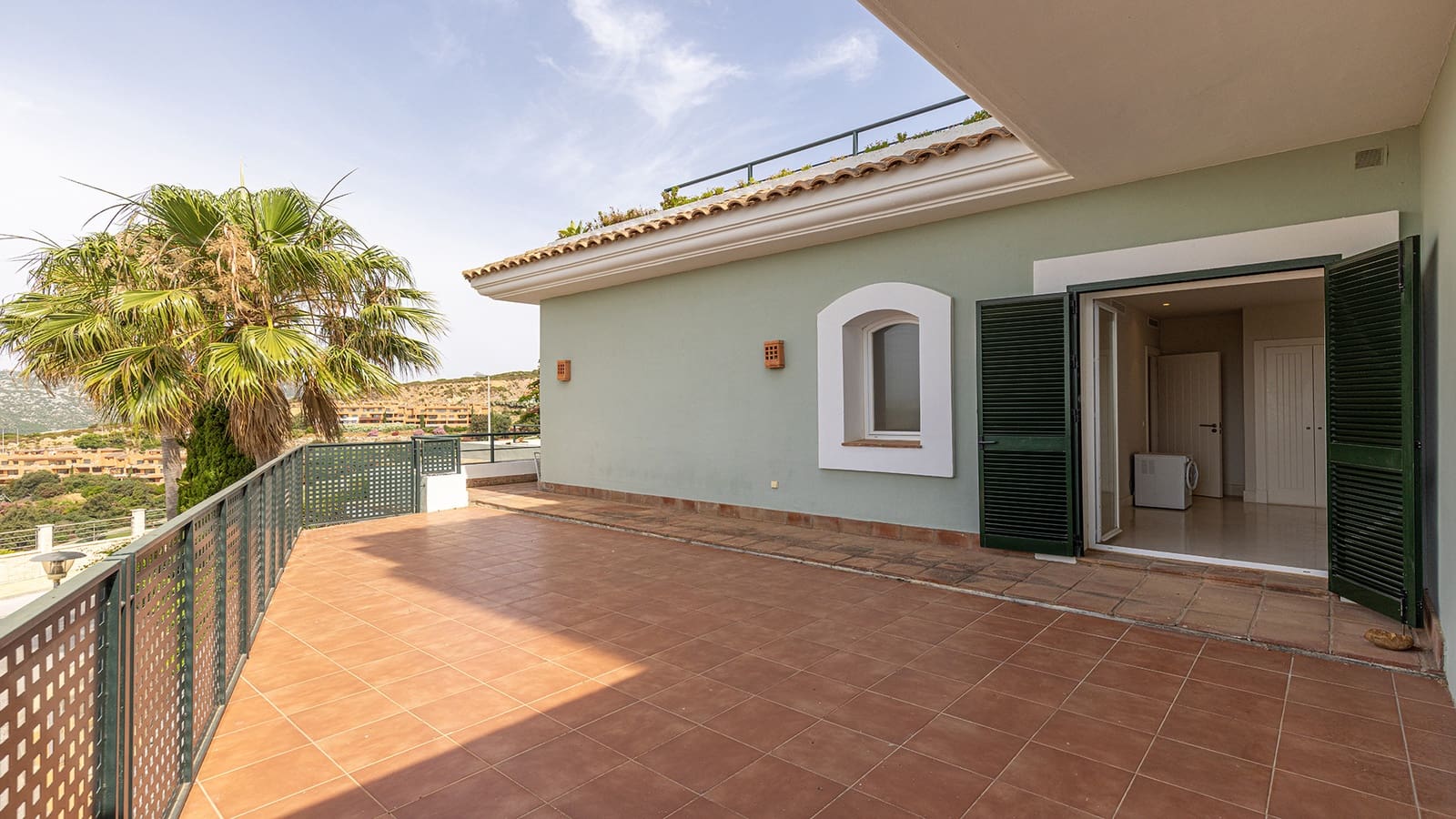 3 bedroom Apartment for sale in Casares with pool garage - € 595,000 (Ref: 9927032)