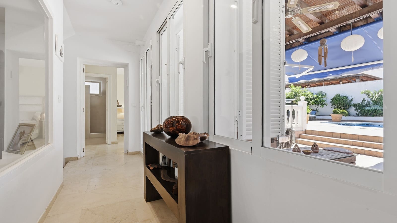 4 slaapkamer Villa te koop in Manilva met zwembad garage - € 650.000 (Ref: 9939603)